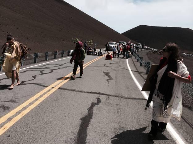 People started to fan out and some drove to the summit, elevation about 14,000 ft.
