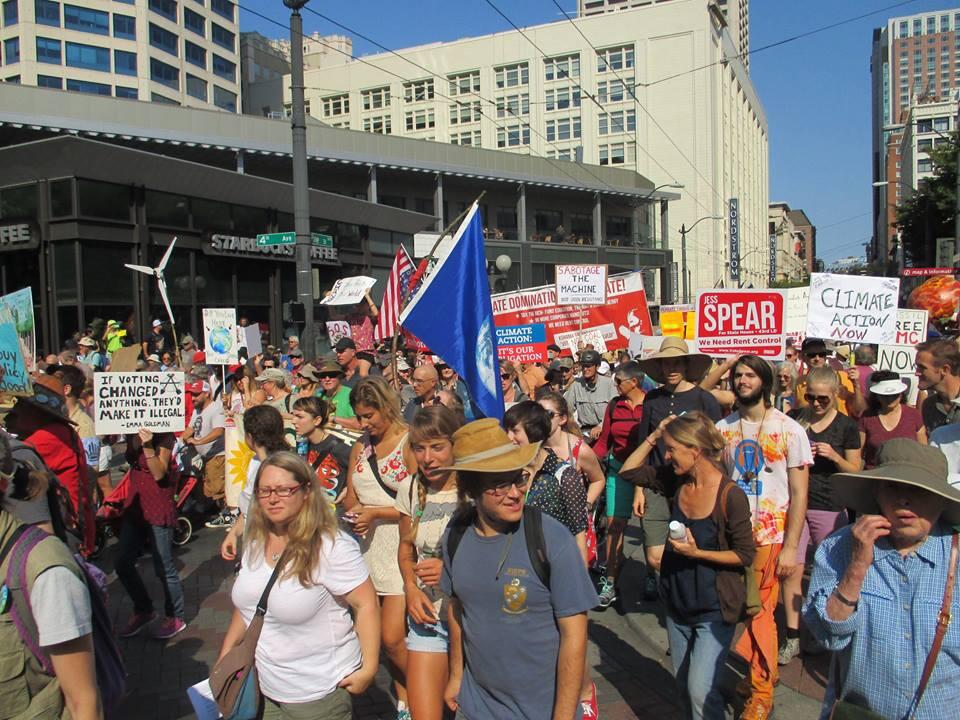 10447665_10204696879612403_8013741714324708927_n