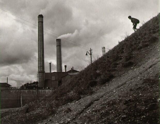Robert Doisneau, Down to the Factory, 1946
